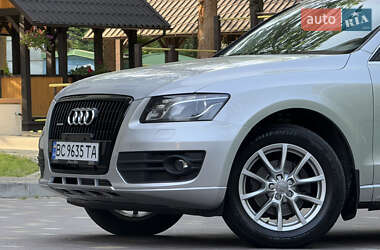 Внедорожник / Кроссовер Audi Q5 2010 в 