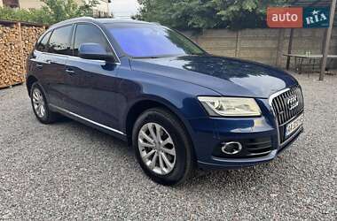 Внедорожник / Кроссовер Audi Q5 2016 в 