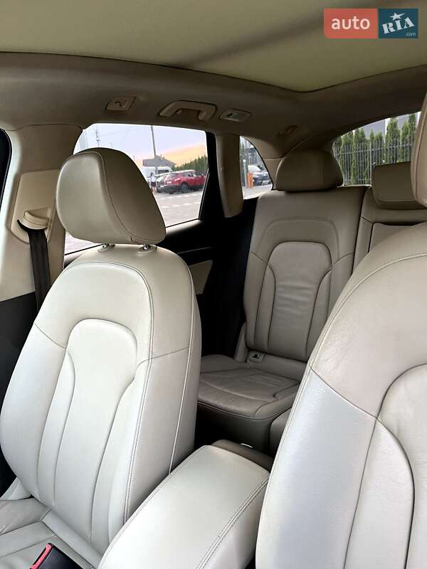 Внедорожник / Кроссовер Audi Q5 2013 в Луцке