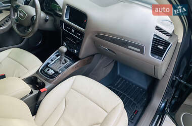 Позашляховик / Кросовер Audi Q5 2013 в 