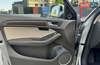 Позашляховик / Кросовер Audi Q5 2014 в 