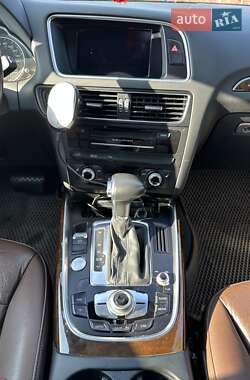Внедорожник / Кроссовер Audi Q5 2015 в 