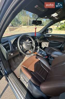 Внедорожник / Кроссовер Audi Q5 2015 в 