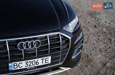 Внедорожник / Кроссовер Audi Q5 2022 в 