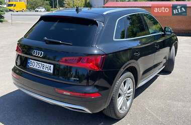 Внедорожник / Кроссовер Audi Q5 2019 в 