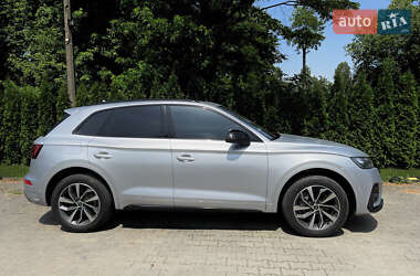 Внедорожник / Кроссовер Audi Q5 2022 в 