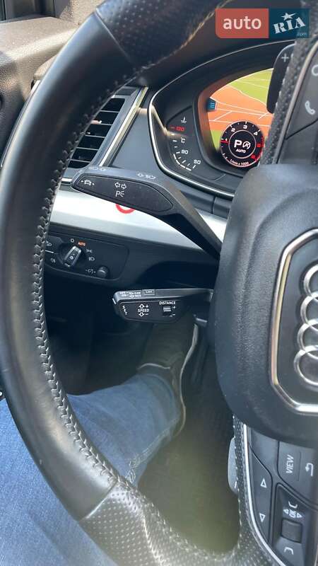 Внедорожник / Кроссовер Audi Q5 2018 в Житомире