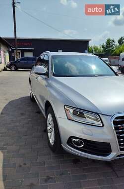 Позашляховик / Кросовер Audi Q5 2015 в 