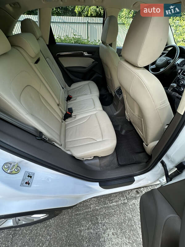 Внедорожник / Кроссовер Audi Q5 2015 в Бориславе