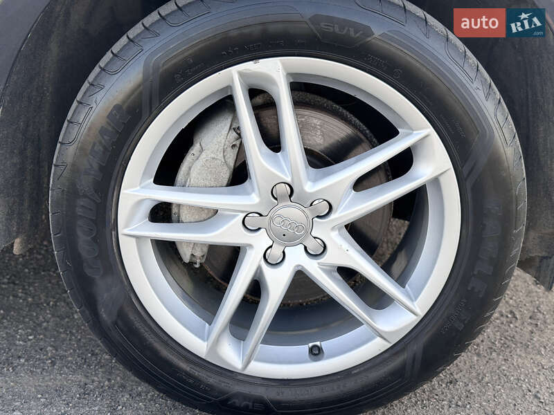 Внедорожник / Кроссовер Audi Q5 2013 в Львове