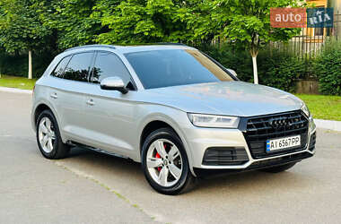 Позашляховик / Кросовер Audi Q5 2019 в 
