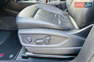Позашляховик / Кросовер Audi Q5 2019 в 