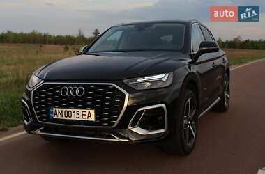 Внедорожник / Кроссовер Audi Q5 2021 в Киеве