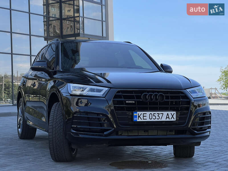 Внедорожник / Кроссовер Audi Q5 2017 в Днепре