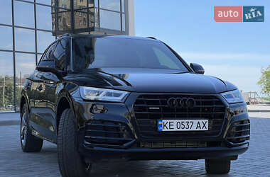 Внедорожник / Кроссовер Audi Q5 2017 в 