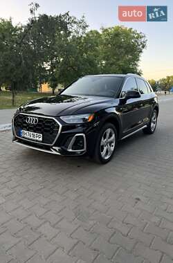 Внедорожник / Кроссовер Audi Q5 2021 в Измаиле