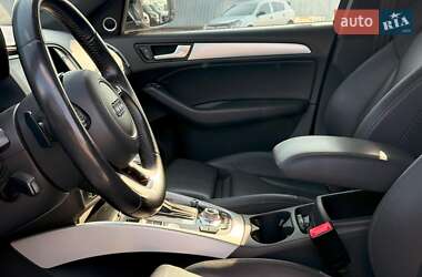Внедорожник / Кроссовер Audi Q5 2016 в 