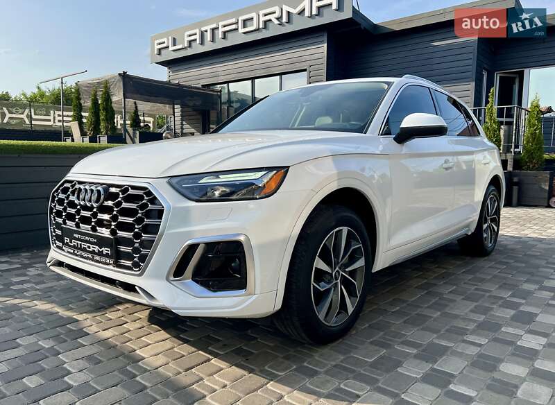 Позашляховик / Кросовер Audi Q5 2021 в Києві
