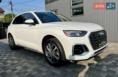 Внедорожник / Кроссовер Audi Q5 2021 в 