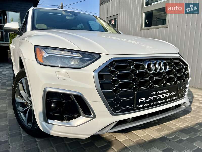 Позашляховик / Кросовер Audi Q5 2021 в Києві