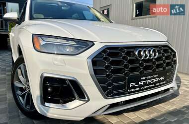 Внедорожник / Кроссовер Audi Q5 2021 в 