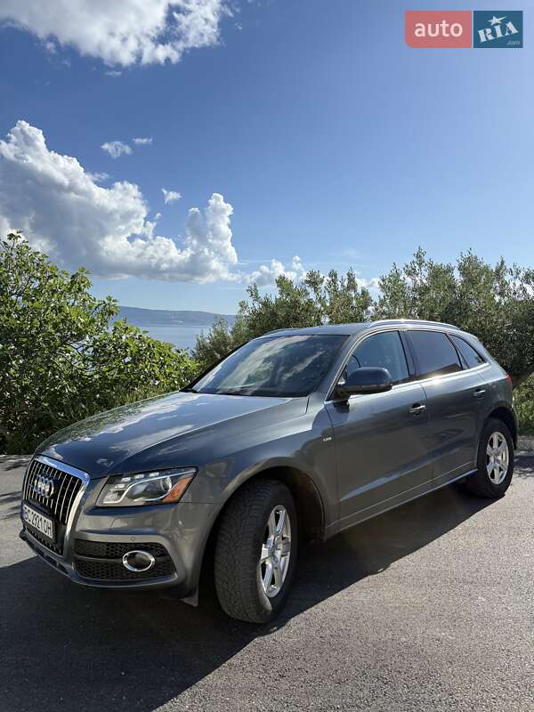 Позашляховик / Кросовер Audi Q5 2012 в Львові