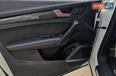 Внедорожник / Кроссовер Audi Q5 2019 в 