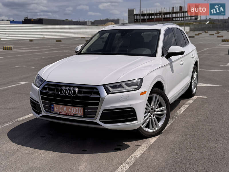 Внедорожник / Кроссовер Audi Q5 2017 в Львове