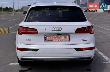 Внедорожник / Кроссовер Audi Q5 2017 в 