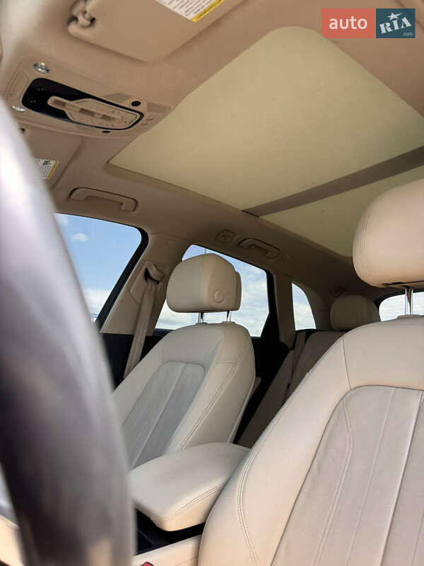 Внедорожник / Кроссовер Audi Q5 2017 в Львове