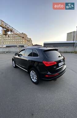 Внедорожник / Кроссовер Audi Q5 2013 в 