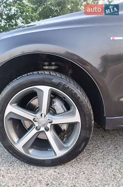 Внедорожник / Кроссовер Audi Q5 2015 в 