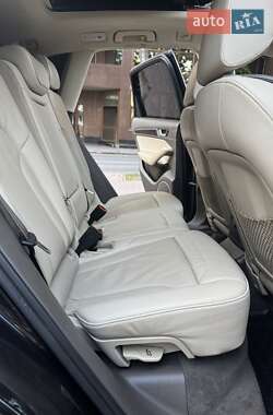 Внедорожник / Кроссовер Audi Q5 2015 в 