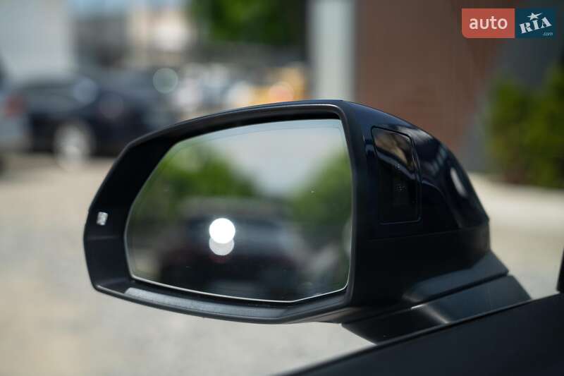 Внедорожник / Кроссовер Audi Q5 2018 в Черновцах