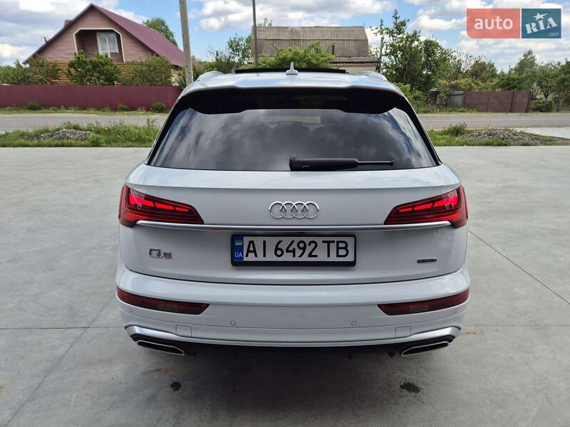 Внедорожник / Кроссовер Audi Q5 2022 в Барышевке