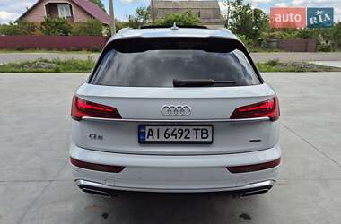 Внедорожник / Кроссовер Audi Q5 2022 в 