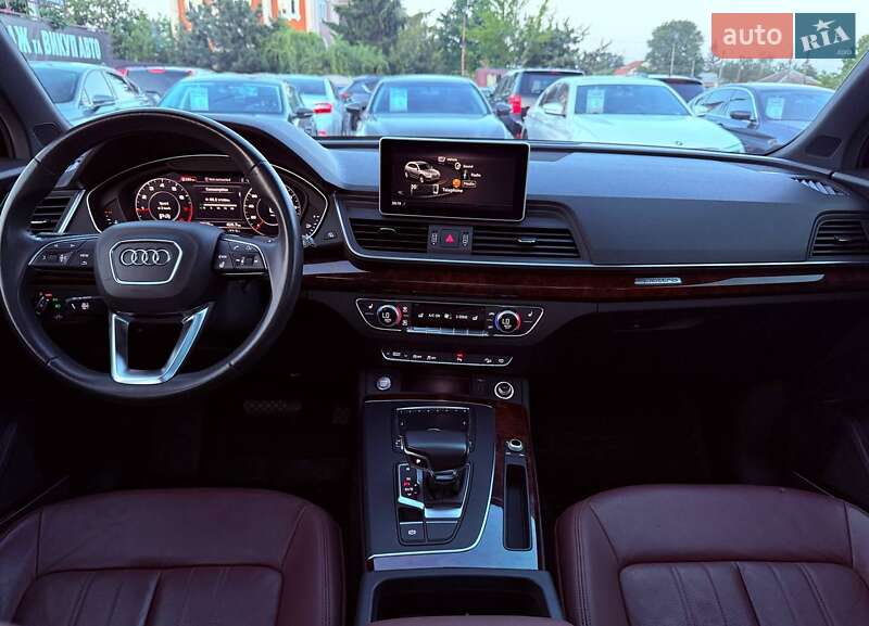 Внедорожник / Кроссовер Audi Q5 2017 в Харькове
