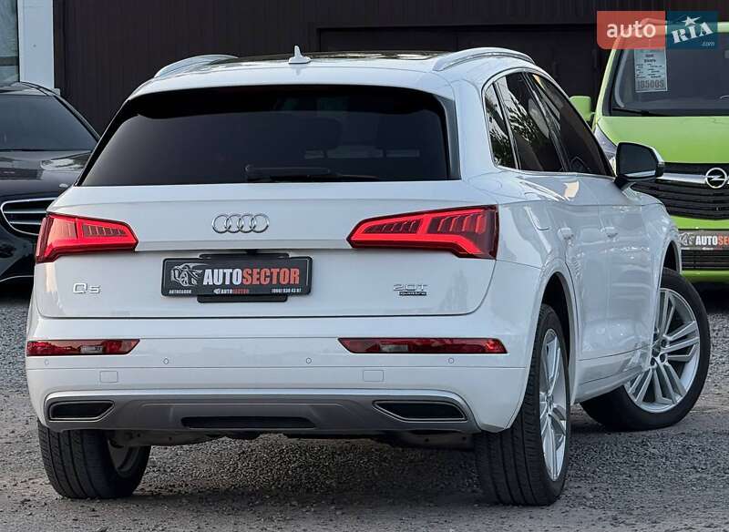 Внедорожник / Кроссовер Audi Q5 2017 в Харькове