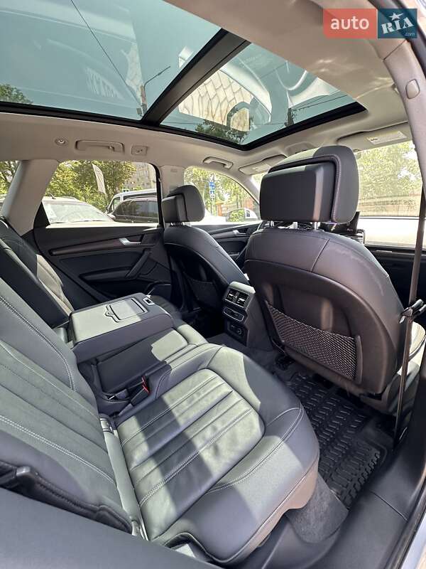 Внедорожник / Кроссовер Audi Q5 2021 в Кривом Роге