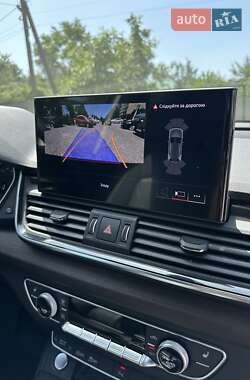 Внедорожник / Кроссовер Audi Q5 2021 в 