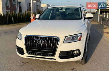 Внедорожник / Кроссовер Audi Q5 2016 в 