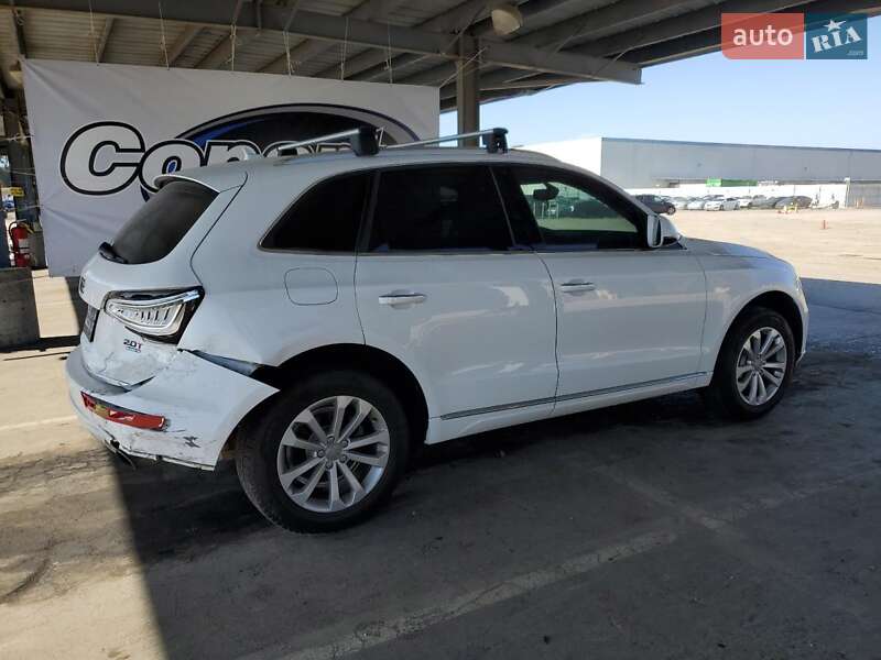 Позашляховик / Кросовер Audi Q5 2016 в Львові