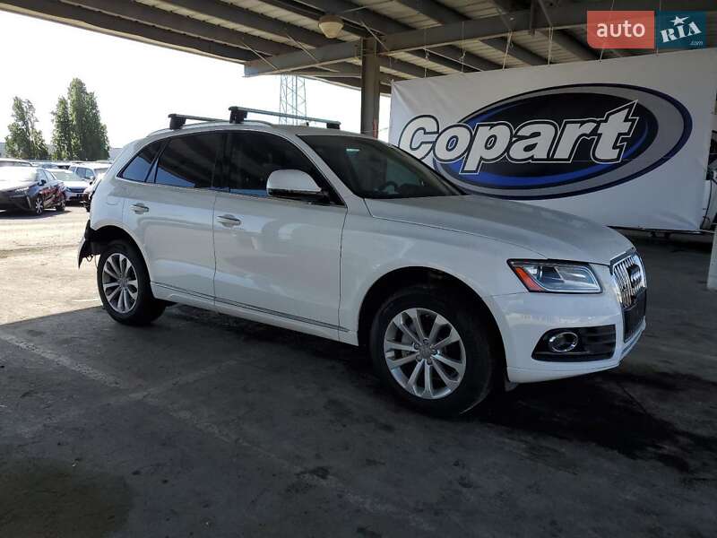 Позашляховик / Кросовер Audi Q5 2016 в Львові