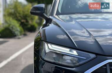 Внедорожник / Кроссовер Audi Q5 2021 в 