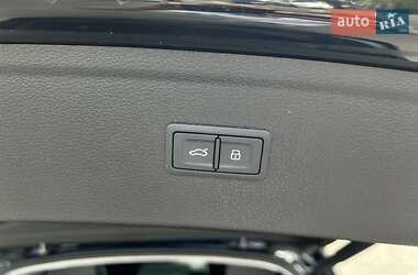 Внедорожник / Кроссовер Audi Q5 2021 в 