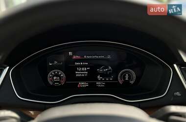 Внедорожник / Кроссовер Audi Q5 2021 в 