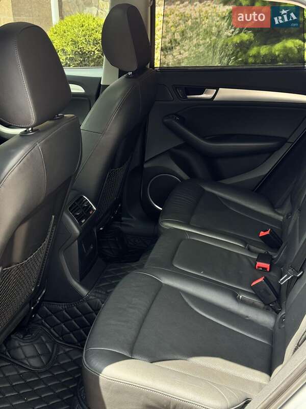 Внедорожник / Кроссовер Audi Q5 2012 в Виннице