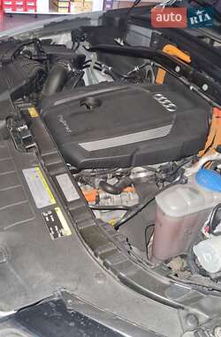Внедорожник / Кроссовер Audi Q5 2012 в 