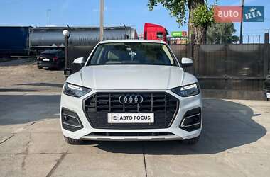 Позашляховик / Кросовер Audi Q5 2021 в 