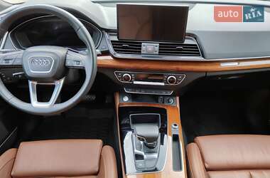 Внедорожник / Кроссовер Audi Q5 2023 в 